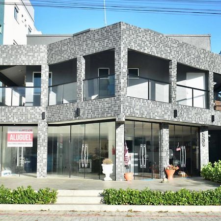 Residencial Melfi 3 Ap 6 Apartman Bombinhas Kültér fotó