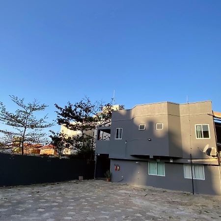Residencial Melfi 3 Ap 6 Apartman Bombinhas Kültér fotó
