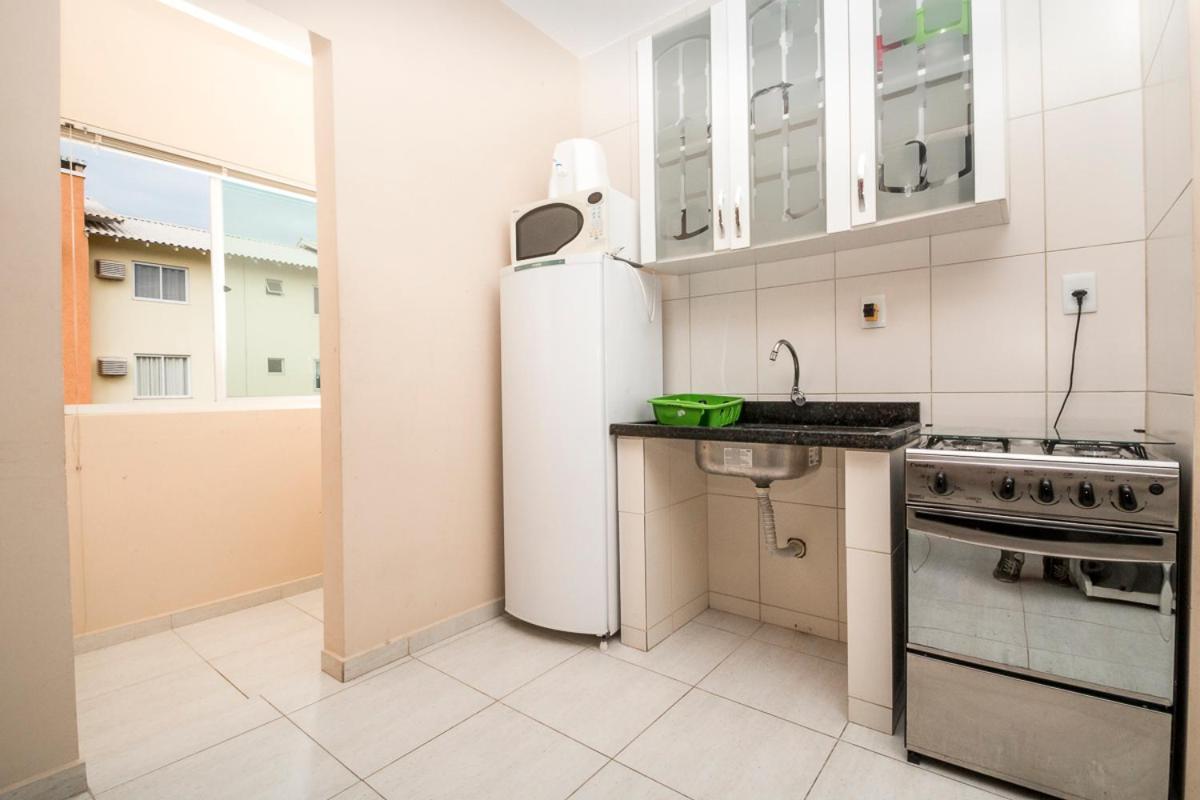 Residencial Melfi 3 Ap 6 Apartman Bombinhas Kültér fotó